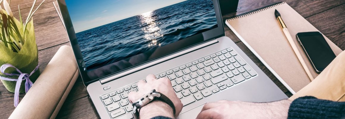 Man-Using-Laptop.jpg?mtime=20170427104501#asset:569:blogPost